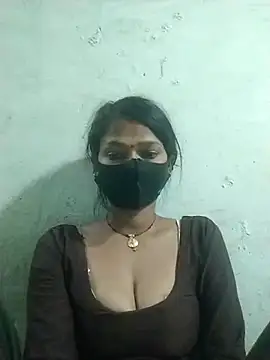 Snapshot of Miss__soniya106 chatting on 04-23-26, 01:24 Miss soniya106 online show from 04-23-26, 01:24