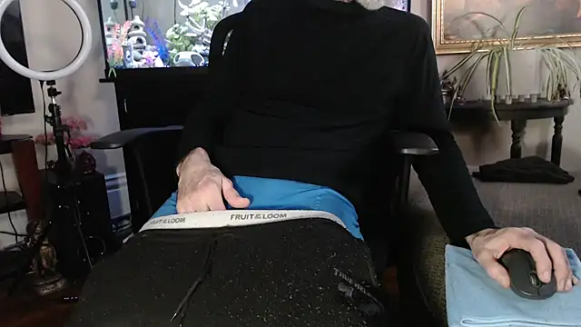 Snapshot of EspanolVato chatting on 02-18-26, 10:50 EspanolVato online show from 02-18-26, 10:50