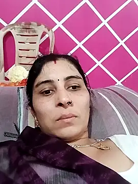 Hot ree85 online show from 03-02-26, 11:17