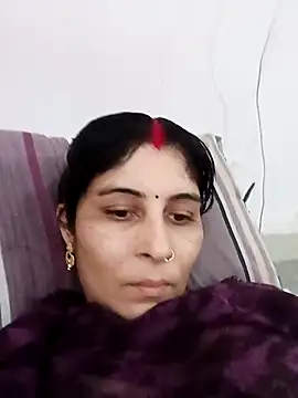 Hot ree85 online show from 04-30-26, 10:32