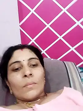 Hot ree85 online show from 05-06-26, 04:52