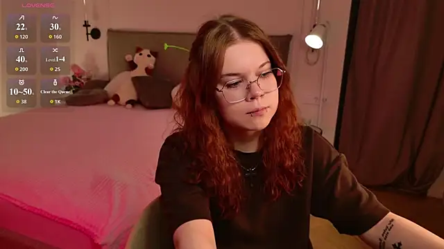 A Lot of Bunny online show from 05-03-26, 02:01