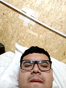 Snapshot of Potro_101319 chatting on 03-19-26, 02:48 Potro 101319 online show from 03-19-26, 02:48