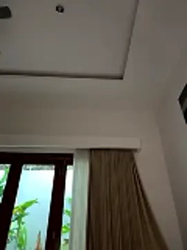 Snapshot of Milly_Meyson chatting on 01-11-26, 03:22 Milly Meyson online show from 01-11-26, 03:22