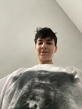 ravenryx online show from 03-08-26, 04:00