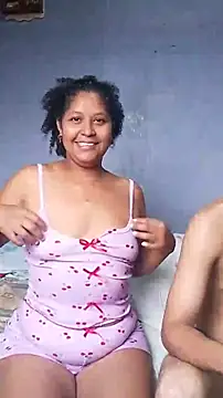 Snapshot of Isabel_and_Heckler chatting on 02-02-26, 12:04 Isabel and Heckler online show from 02-02-26, 12:04