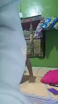 Snapshot of Isabel_and_Heckler chatting on 02-12-26, 11:16 Isabel and Heckler online show from 02-12-26, 11:16