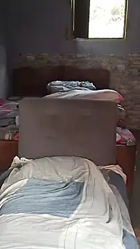 Snapshot of Isabel_and_Heckler chatting on 02-23-26, 12:46 Isabel and Heckler online show from 02-23-26, 12:46