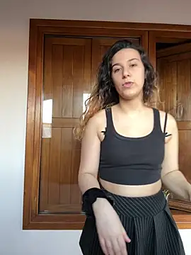 joanaguerreiru online show from 06-15-26, 07:16
