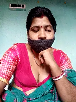 Monisha9876 online show from 02-05-26, 09:25