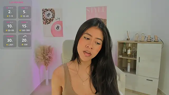 Snapshot of Sussan_Monroe chatting on 03-26-26, 10:43 Sussan Monroe online show from 03-26-26, 10:43