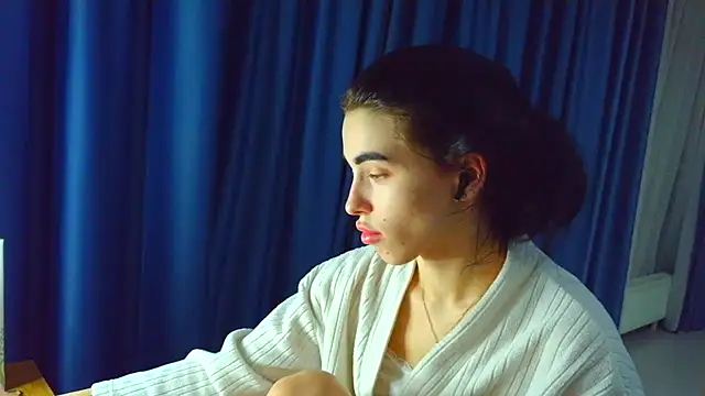 Vlada Elfie online show from 03-25-26, 07:31