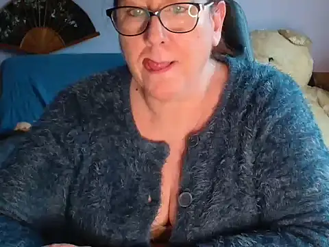 xmyriamx online show from 02-14-26, 02:14