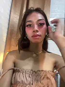 Snapshot of WildHotshemale chatting on 02-14-26, 07:54 WildHotshemale online show from 02-14-26, 07:54