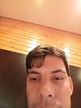 Snapshot of Sam0112- chatting on 03-08-26, 03:49 Sam0112- online show from 03-08-26, 03:49