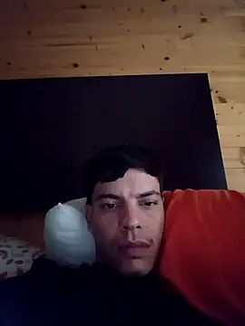 Snapshot of Sam0112- chatting on 03-10-26, 04:56 Sam0112- online show from 03-10-26, 04:56