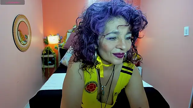 Dalila Najjar  online show from 06-11-26, 02:48
