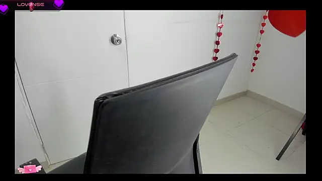 Snapshot of Jessica_Beltrann chatting on 02-25-26, 07:56 Jessica Beltrann online show from 02-25-26, 07:56