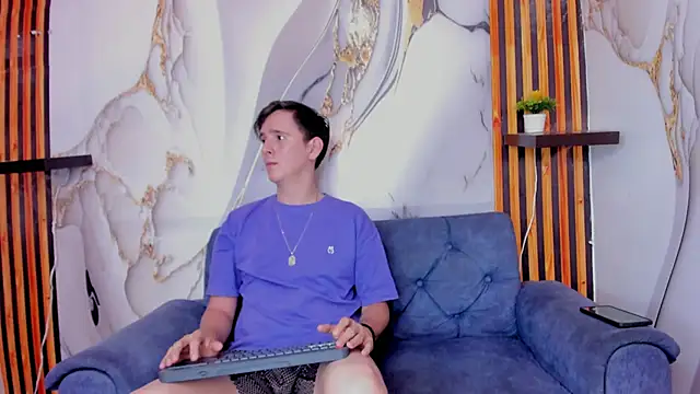 Ruby and Aaron online show from 02-06-26, 08:23