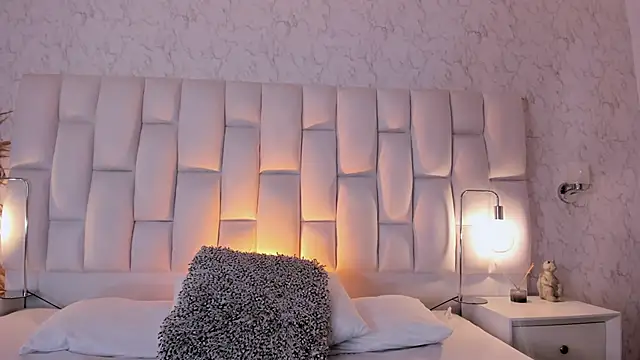 Snapshot of MassimoCo_ chatting on 03-22-26, 12:03 MassimoCo online show from 03-22-26, 12:03