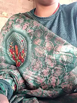 Queen chayna online show from 03-20-26, 01:43