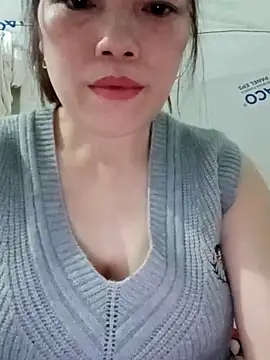 Snapshot of Sana-vn chatting on 02-15-26, 12:58 Sana-vn online show from 02-15-26, 12:58