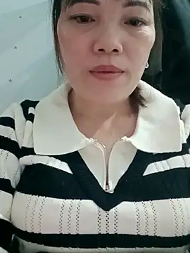 Snapshot of Sana-vn chatting on 02-17-26, 02:35 Sana-vn online show from 02-17-26, 02:35