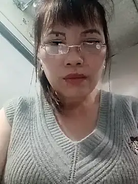 Snapshot of Sana-vn chatting on 02-19-26, 05:47 Sana-vn online show from 02-19-26, 05:47