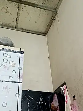 Snapshot of Sana-vn chatting on 02-27-26, 05:24 Sana-vn online show from 02-27-26, 05:24