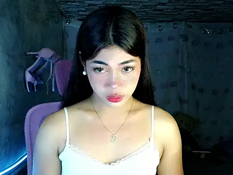 Snapshot of Margalona_ chatting on 04-15-26, 07:58 Margalona online show from 04-15-26, 07:58
