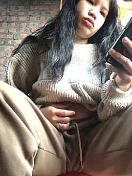 Minhkhue121 online show from 02-01-26, 01:48