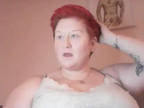 Snapshot of BustyRedxx chatting on 02-11-26, 11:26 BustyRedxx online show from 02-11-26, 11:26