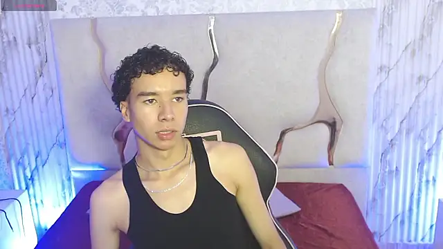 Zayn tay online show from 02-03-26, 03:04