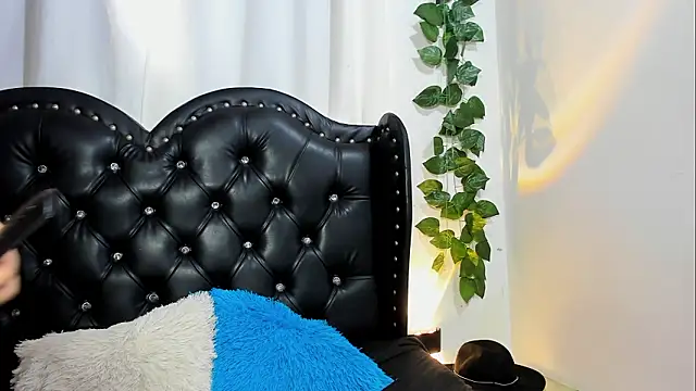 Alana Carther online show from 02-04-26, 07:09