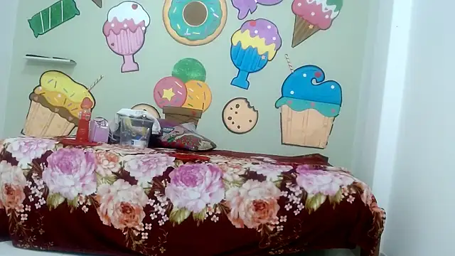 skinnysexzara18 online show from 03-22-26, 02:04