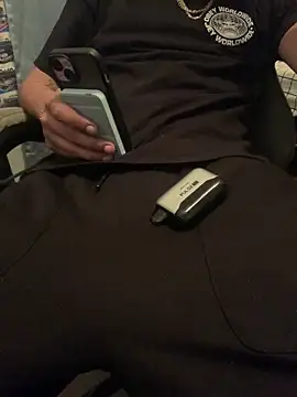 PRBoricua787 online show from 04-15-26, 02:18