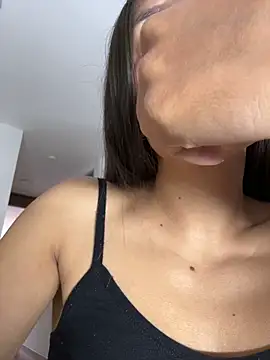 TaylorrHill online show from 06-16-26, 08:22