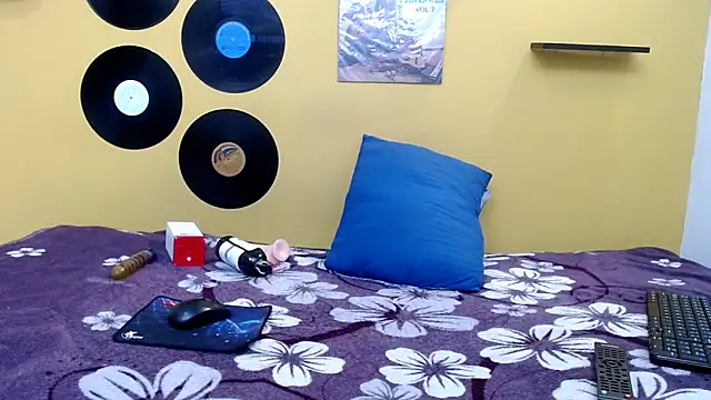 marcelasweet457 online show from 05-03-26, 01:39