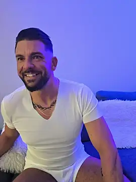 Angelo 33 online show from 02-06-26, 08:01