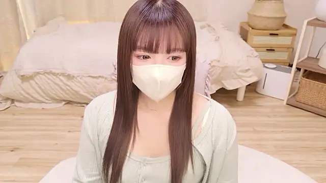 AIKA oO online show from 02-12-26, 03:45