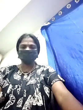 Snapshot of Tamil_Maha69 chatting on 04-02-26, 12:41 Tamil Maha69 online show from 04-02-26, 12:41