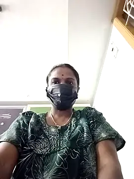 Snapshot of Tamil_Maha69 chatting on 04-15-26, 05:09 Tamil Maha69 online show from 04-15-26, 05:09