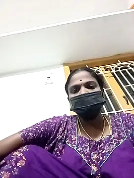 Snapshot of Tamil_Maha69 chatting on 05-01-26, 04:44 Tamil Maha69 online show from 05-01-26, 04:44