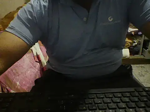 Twoo18 online show from 01-17-26, 12:21