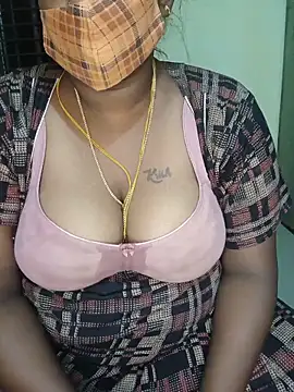 Snapshot of Milky_Julia chatting on 05-30-26, 05:32 Milky Julia online show from 05-30-26, 05:32