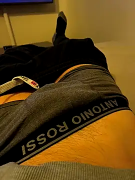 alexi1015 online show from 02-13-26, 09:44