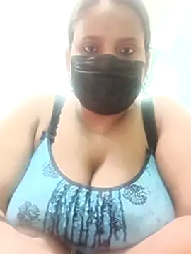 Snapshot of Hot_mahi678 chatting on 02-02-26, 04:49 Hot mahi678 online show from 02-02-26, 04:49