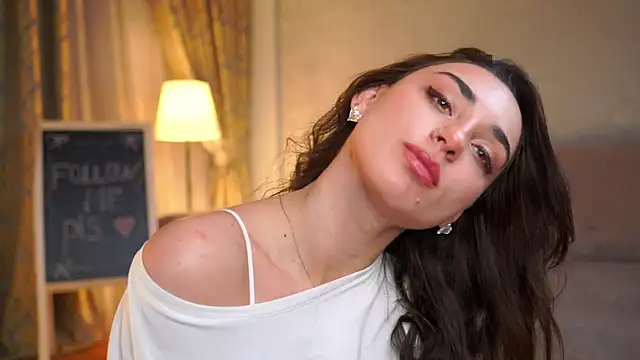 MinnaShummon online show from 02-07-26, 01:04