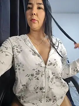 nathpalacios  online show from 02-04-26, 01:44