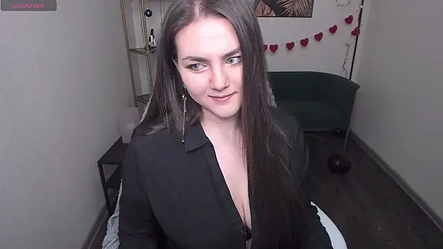 Snapshot of ScarletMur chatting on 02-26-26, 04:06 ScarletMur online show from 02-26-26, 04:06